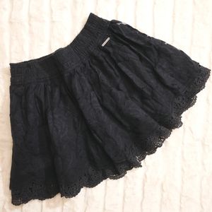 ⭐️ 3/$15 ⭐️ Abercrombie & Fitch Lace Skirt